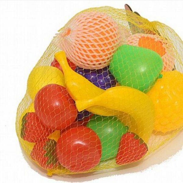 فواكه بلاستيكية