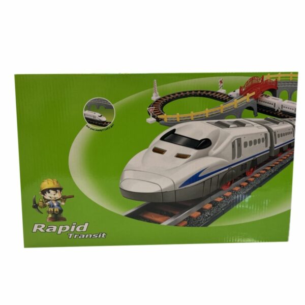 قطار مع مسارات سكة حديد